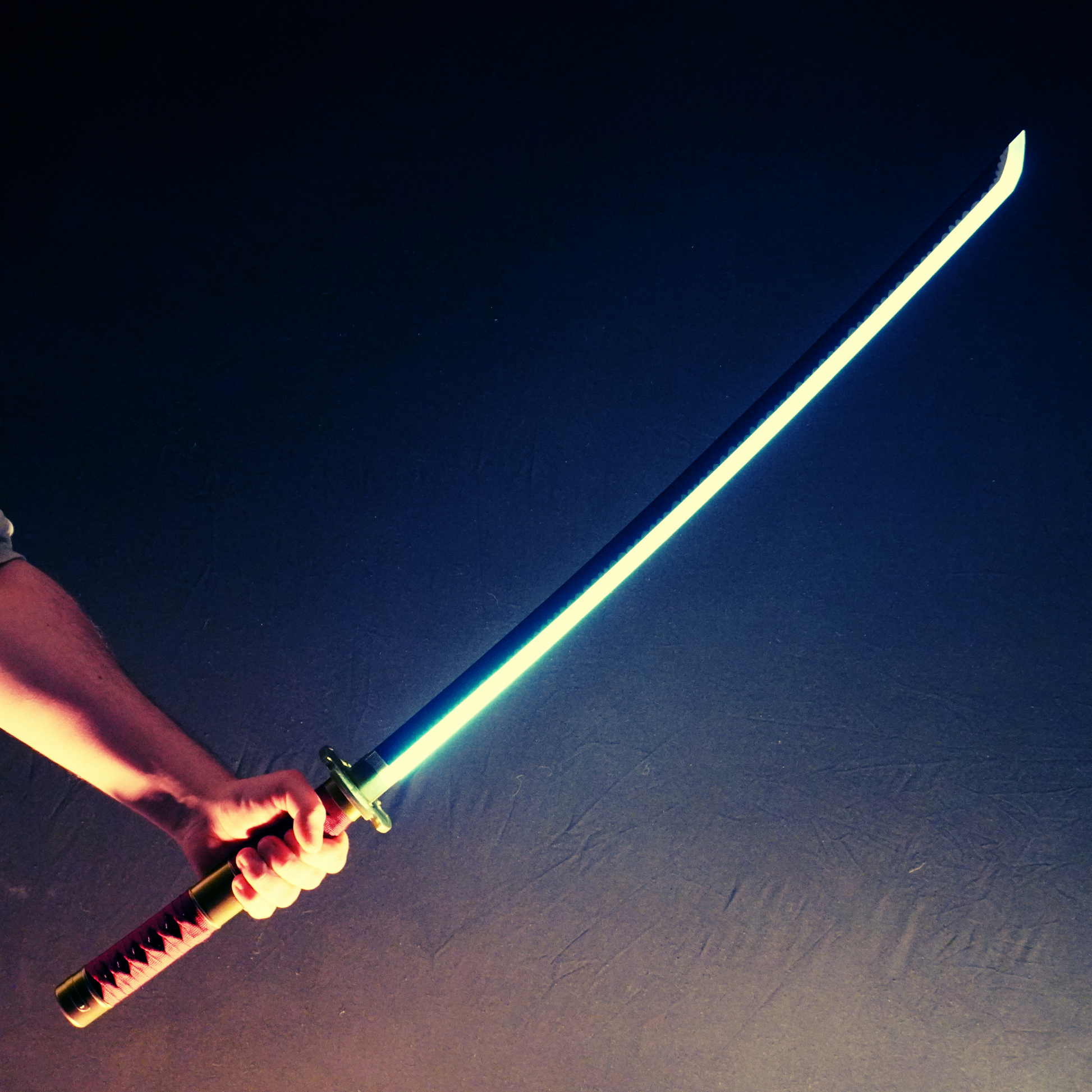 Sandai Kitetsu Katana LED