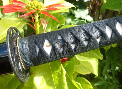 Bamboo vs. Metal Replica Swords: Which One Should You Buy?
