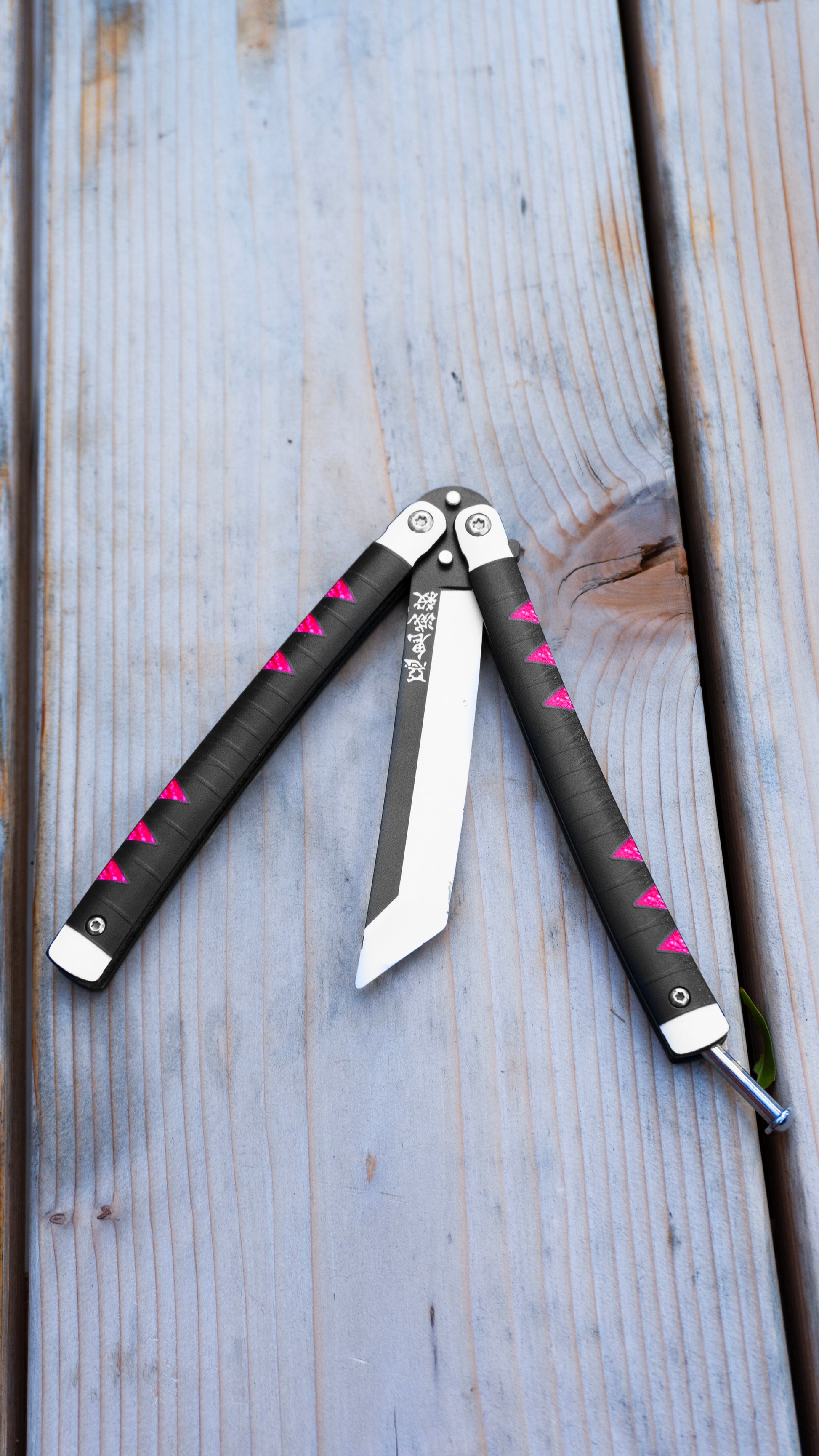 Tanjiro Black Nichirin Butterfly Knife 3