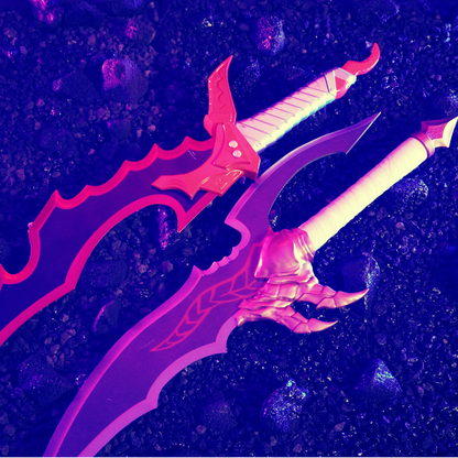 Knight Killer and Venom Fang Dagger Set